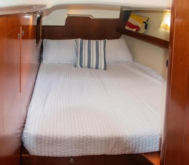 Beneteau OCEANIS-CLIPPER-523 image