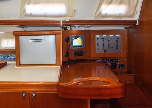 Beneteau OCEANIS-CLIPPER-523 image