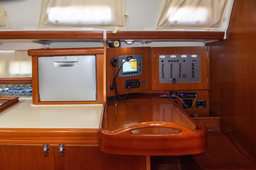 Beneteau OCEANIS-CLIPPER-523 image