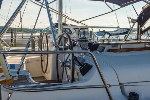 Beneteau OCEANIS-CLIPPER-523 image