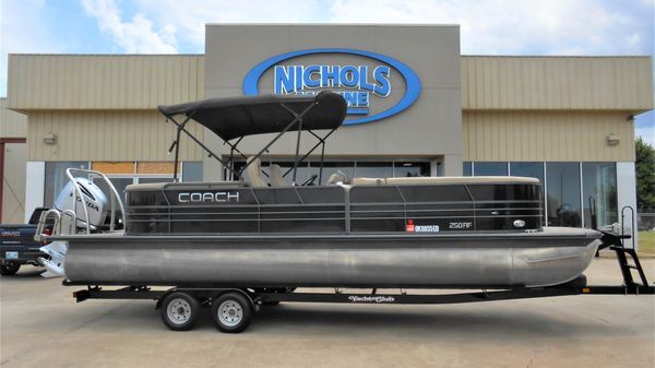 Coach Pontoons 250RF