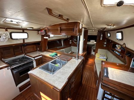 Pacific Seacraft Crealock 44 image