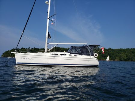 Hunter 41 image