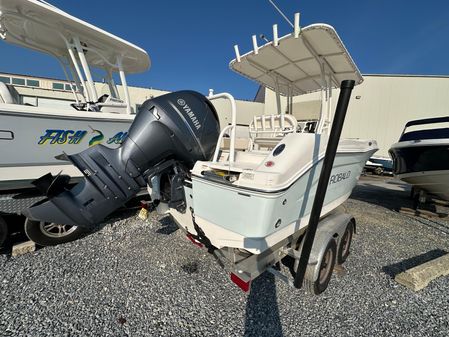 Robalo R200-CENTER-CONSOLE image