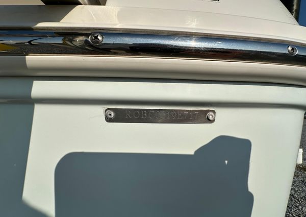 Robalo R200-CENTER-CONSOLE image