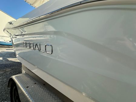 Robalo R200-CENTER-CONSOLE image