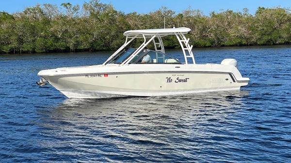 Boston Whaler 230 Vantage