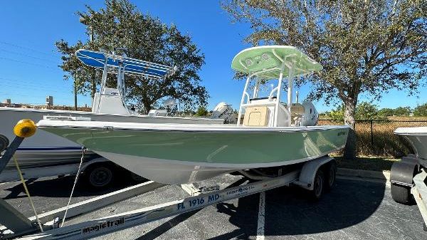 Sea Pro 228 Bay 