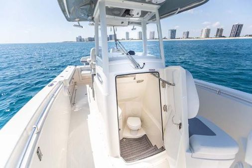 Cobia 280-CENTER-CONSOLE image