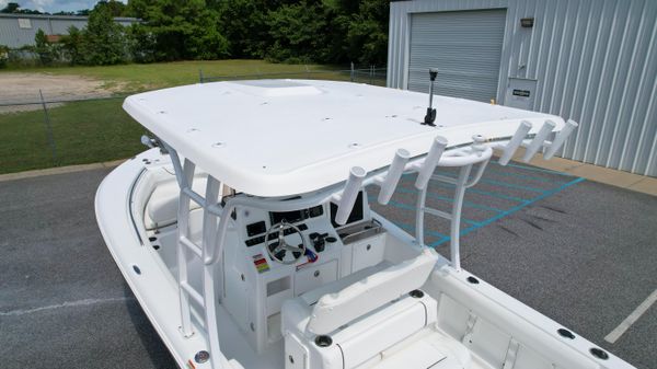 Sea Hunt Edge 24 image