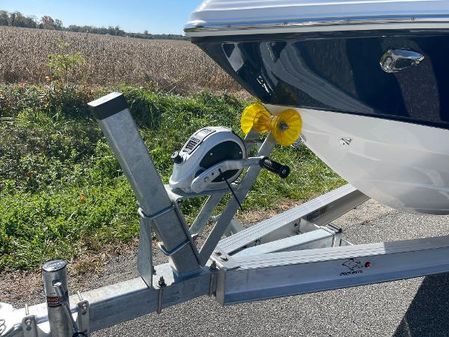 Chaparral 23-SSI-OB image