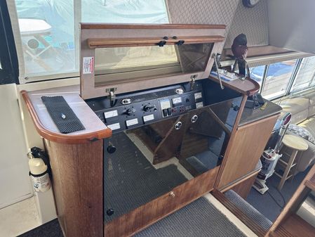 Bayliner 4788 Pilot House Motoryacht image