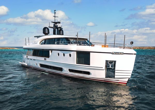 Azimut Magellano 30M image