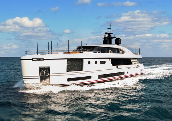 Azimut Magellano 30M image