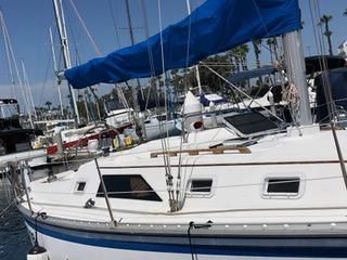 Hunter 31 image