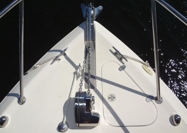 Monterey 302 Cruiser image