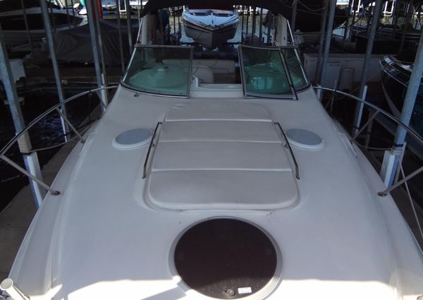 Monterey 302 Cruiser image