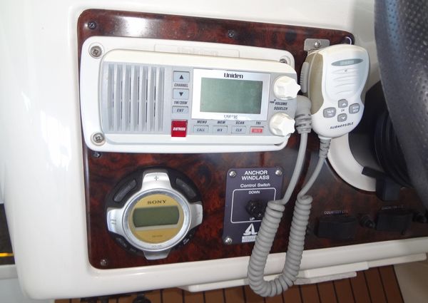 Monterey 302 Cruiser image