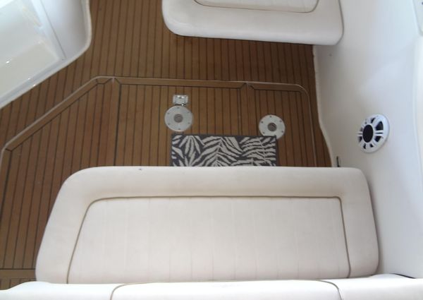 Monterey 302 Cruiser image