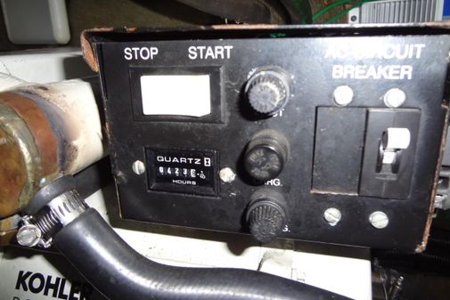 Monterey 302 Cruiser image