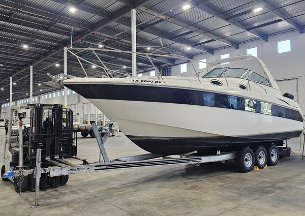 Monterey 302 Cruiser image