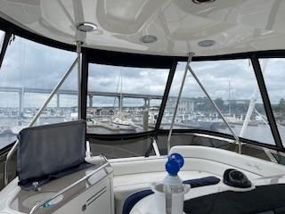 Sea Ray 52 Sedan Bridge image