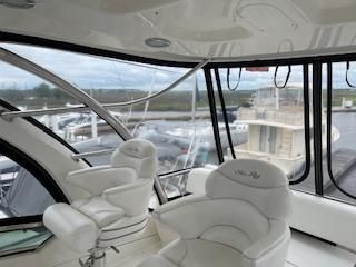 Sea Ray 52 Sedan Bridge image