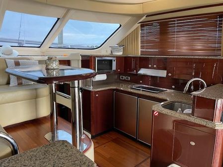 Sea Ray 52 Sedan Bridge image