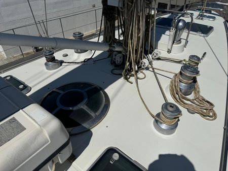 Beneteau CUTTER image