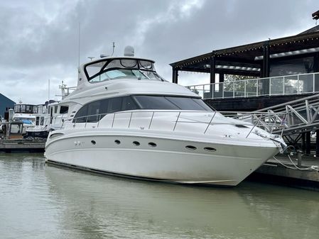 Sea Ray 540 Cockpit Motor Yacht image