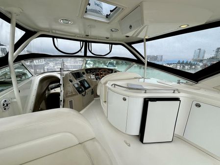 Sea Ray 540 Cockpit Motor Yacht image