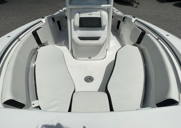 Tidewater 220-LXF image