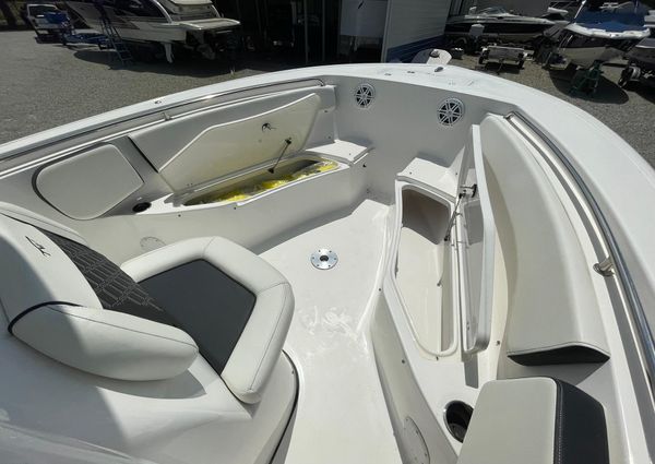 Tidewater 220-LXF image