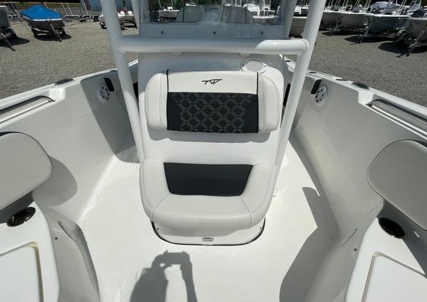 Tidewater 220-LXF image