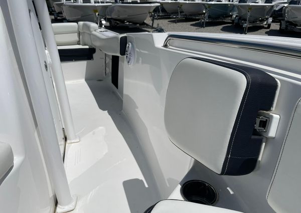 Tidewater 220-LXF image