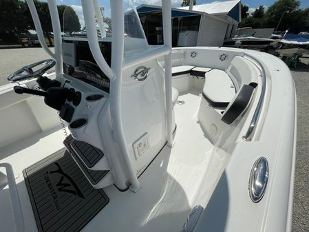 Tidewater 220-LXF image