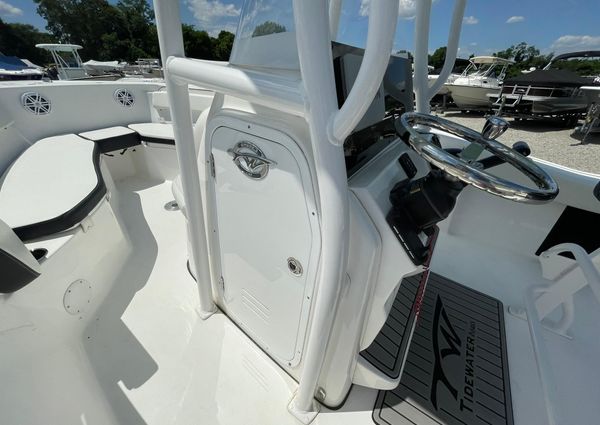 Tidewater 220-LXF image