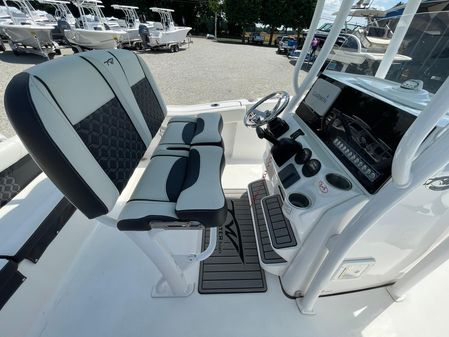 Tidewater 220-LXF image