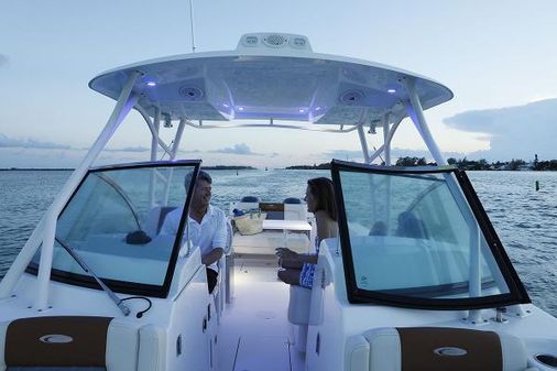 Cobia 280-DUAL-CONSOLE image