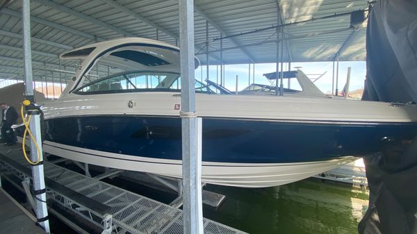 Sea Ray 350 SLX