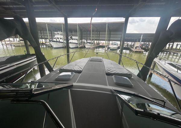 Formula 31 Performance Cruiser image