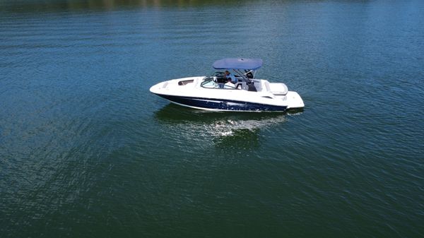 Sea Ray SDX 240 image