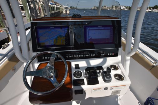 Sportsman OPEN-312-CENTER-CONSOLE image