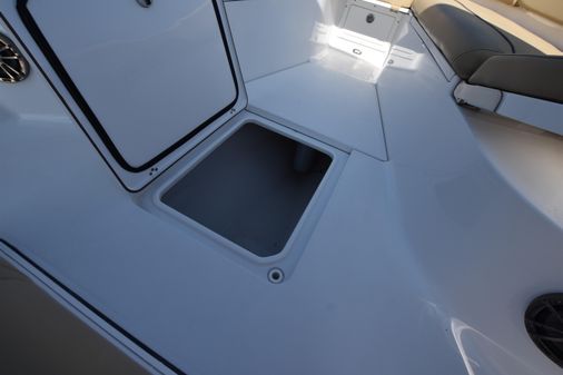 Sportsman OPEN-312-CENTER-CONSOLE image