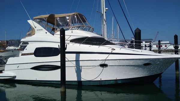 Silverton 410 Sport Bridge