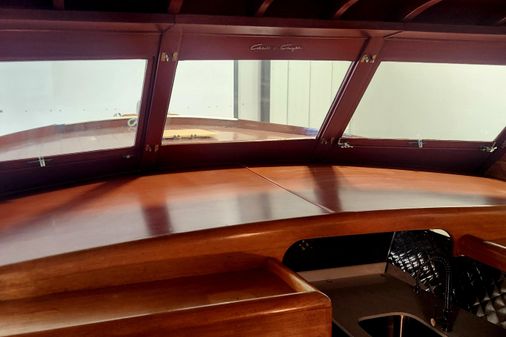 Chris-Craft Double Cabin Flybridge image