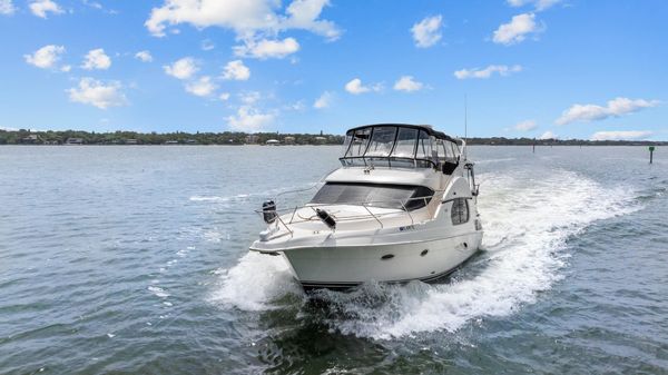 Silverton 43 Motor Yacht image