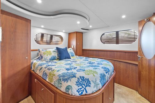 Silverton 43 Motor Yacht image