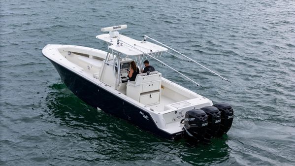 SeaVee 340Z image