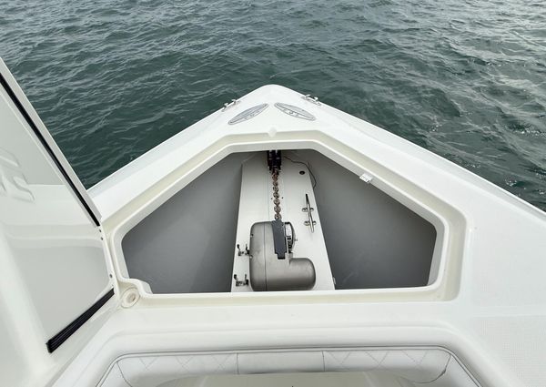 SeaVee 340Z image